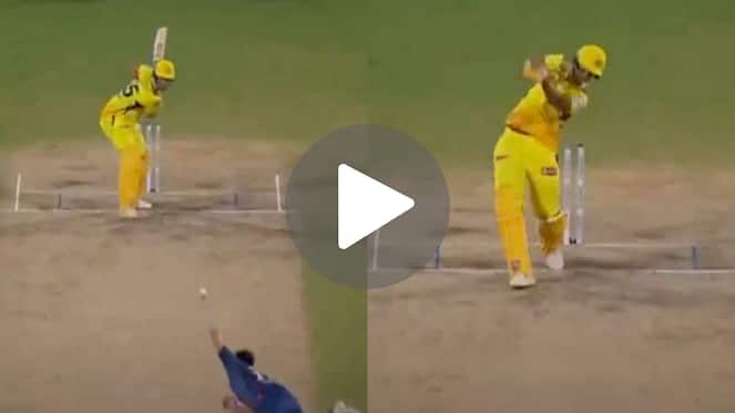 [Watch] Chepauk Erupts As Dube Turns Left-Handed MSD To Send Stoinis Out Of The Park
